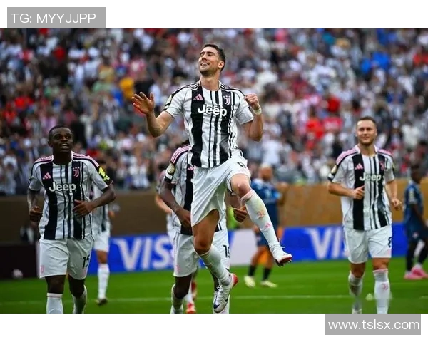 意甲赛场惊现冷门利物浦狂胜尤文图斯引发全场震动