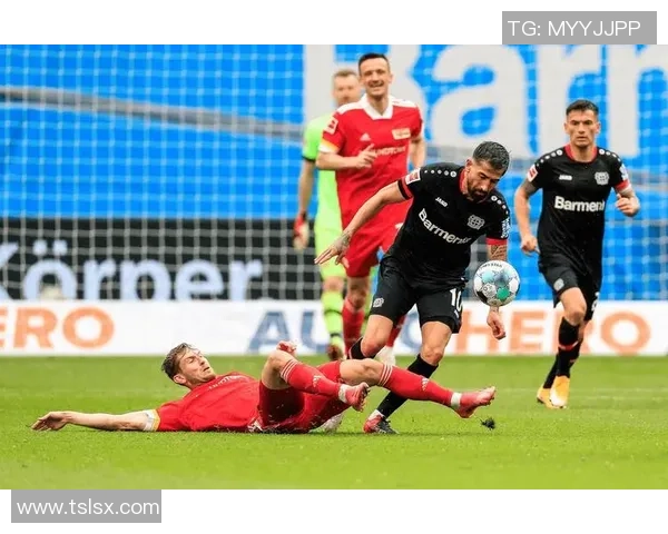 意甲精彩对决拜仁狂胜曼联四球逆转点燃全场激情