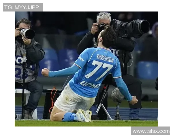 英超激战：那不勒斯与尤文图斯战成平局赛后分析引发热议