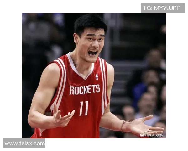 姚明带领球队夺冠全场欢庆瞬间重温荣耀时刻