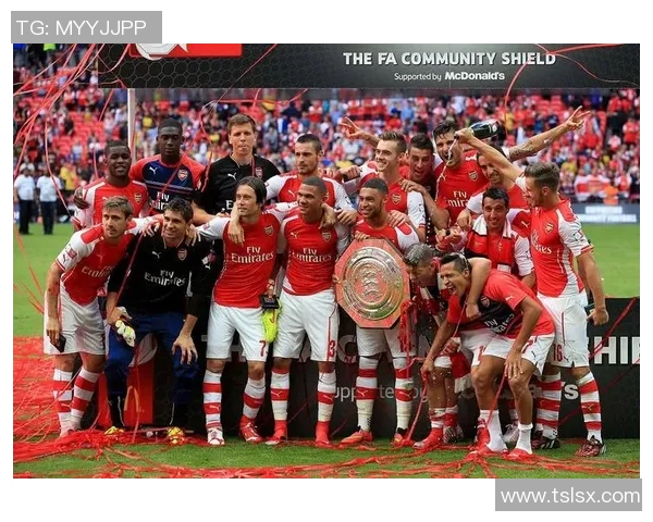 世界杯焦点战曼城与阿森纳平局红牌争议引发全场热议