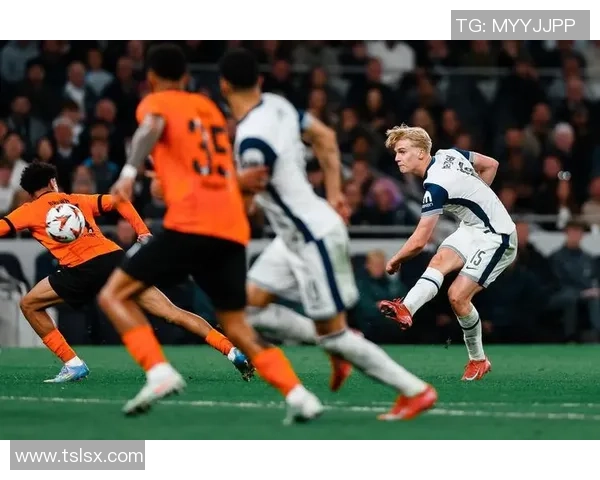 切尔西大胜热刺5-1帽子戏法瞬间点燃全场激情数据分析揭示精彩瞬间