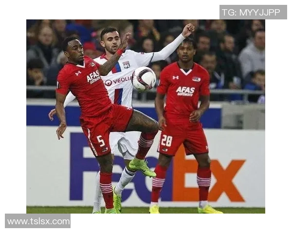 欧联杯精彩对决曼联与马竞战成平局神扑与十大进球引爆全场激情 欧联杯精彩对决曼联与马竞战成平局神扑与十大进球引爆全场激情