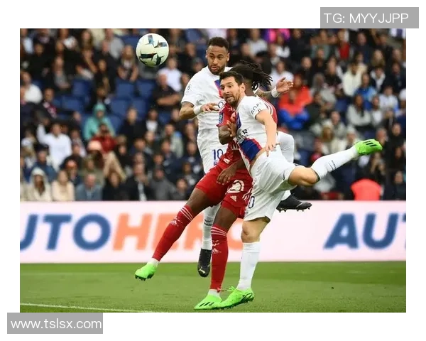 西甲惊天冷门巴黎圣日耳曼4-0横扫那不勒斯补时进球引发全场狂欢