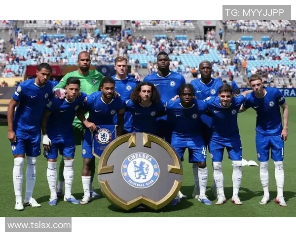 欧冠激战：里昂与切尔西战成平局绝杀瞬间引发全场狂欢集锦回顾